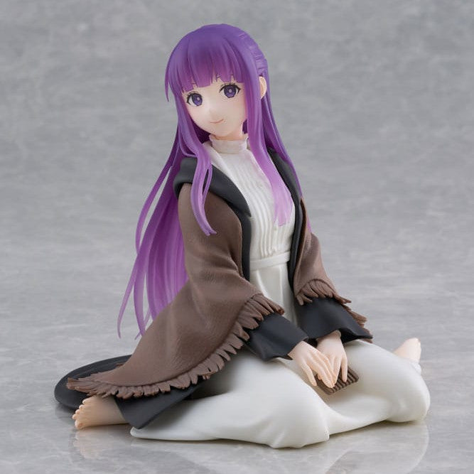 Frieren Figur Fern
